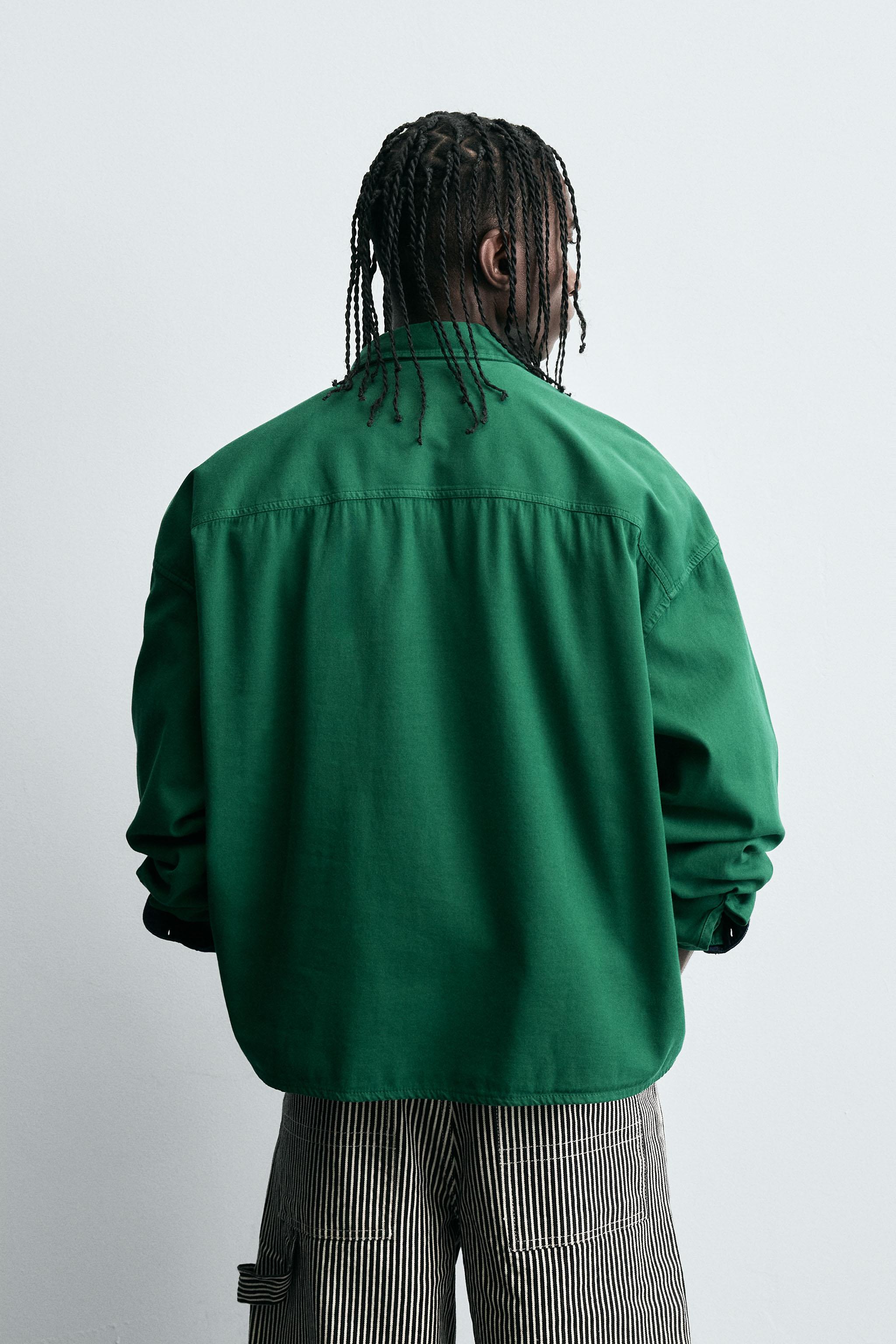 CONTRAST EMBROIDERY SHIRT